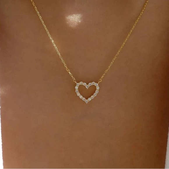 Jewelry - New heart necklace small gift  add on 510